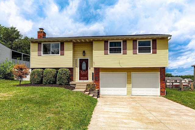 2892 Spruceway Dr, Colerain Twp, OH 45251 - photo 1