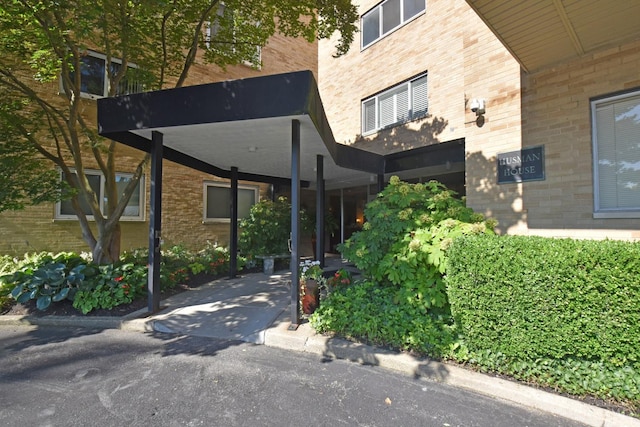 1617 E Mcmillan St Unit 502, Cincinnati, OH 45206 - photo 1