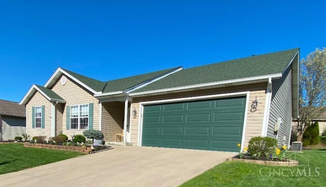 65 W Persimmon Dr, Hamilton, OH 45013 - photo 1