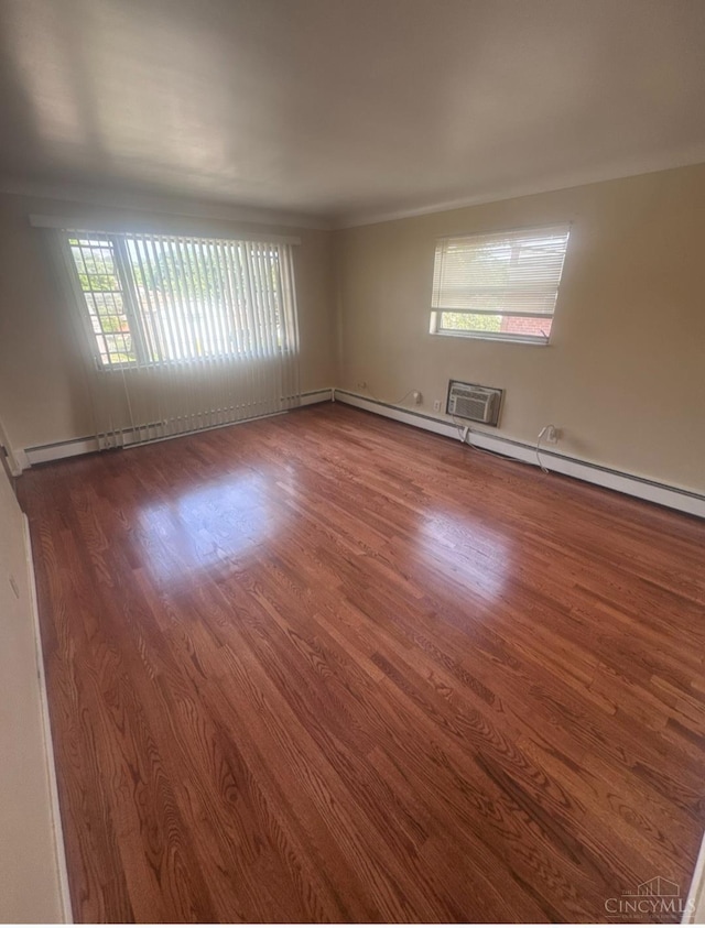 3381 Parkcrest Ln, Cincinnati, OH 45211 - photo 5