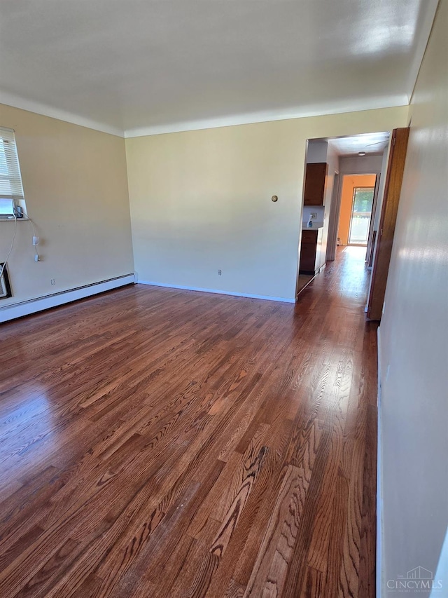 3381 Parkcrest Ln, Cincinnati, OH 45211 - photo 2