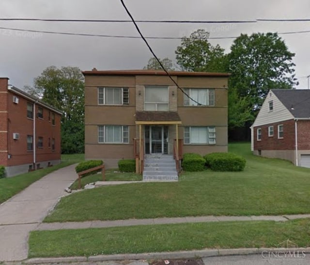 3381 Parkcrest Ln, Cincinnati, OH 45211 - photo 1