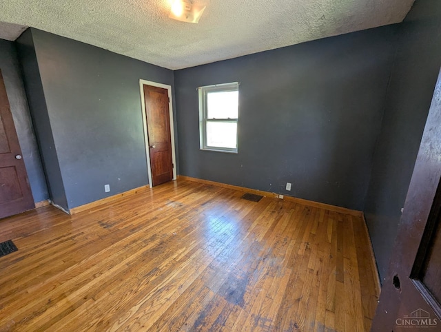 3060 N Hegry Cir, Cincinnati, OH 45238 - photo 9