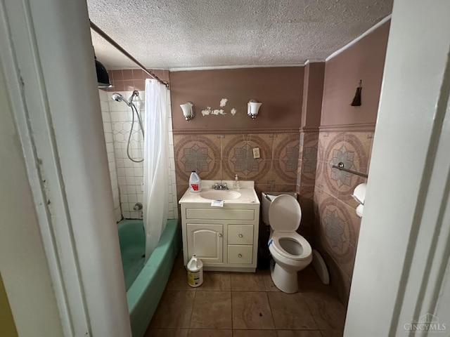 8442 Anthony Wayne Ave, Cincinnati, OH 45216 - photo 22