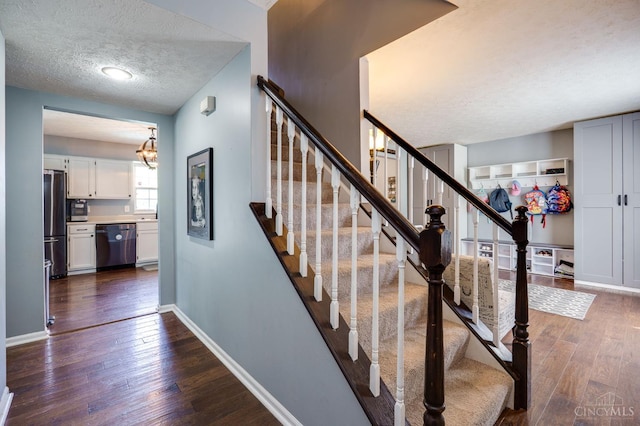 2824 Crest Rd, Colerain Twp, OH 45251 - photo 5