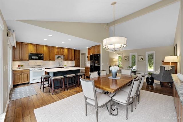 10714 Shadowcrest Ct, Montgomery, OH 45242 - photo 5