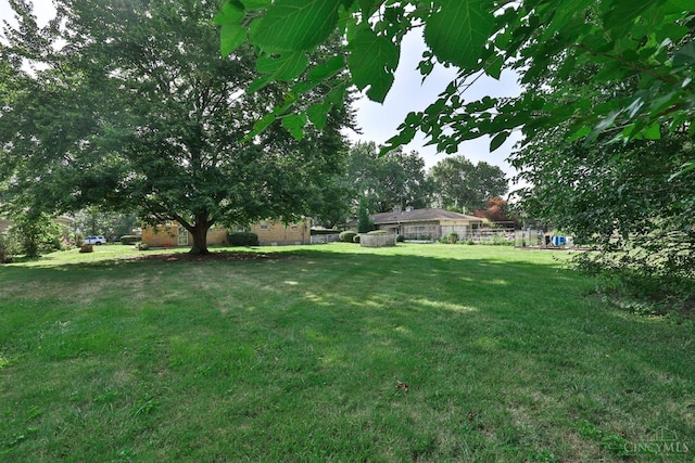 9125 Round Top Rd, Cincinnati, OH 45251 - photo 40