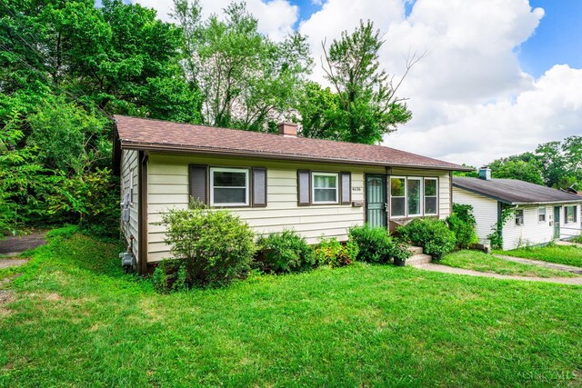 4636 Ashtree Dr, Cincinnati, OH 45223 - photo 23