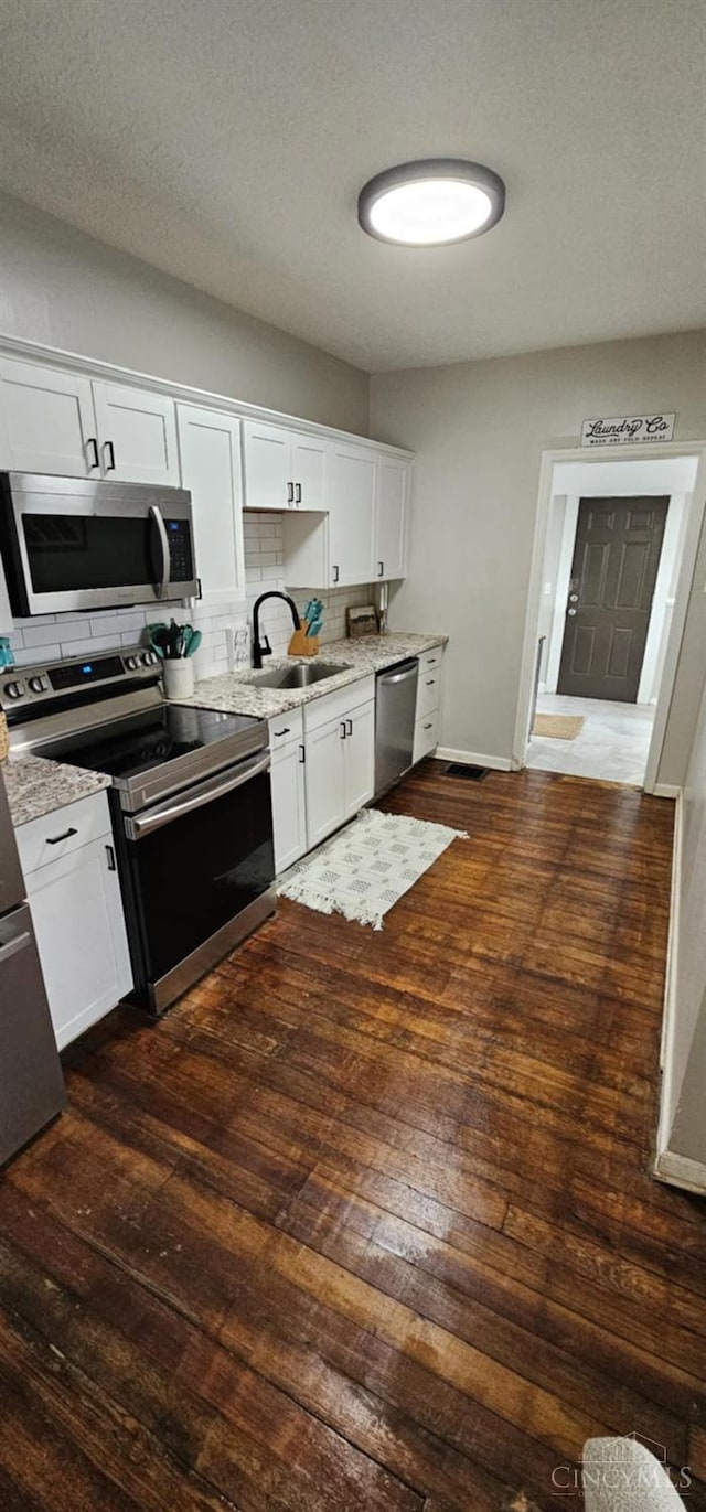 2201 Fernwood St, Middletown, OH 45044 - photo 7