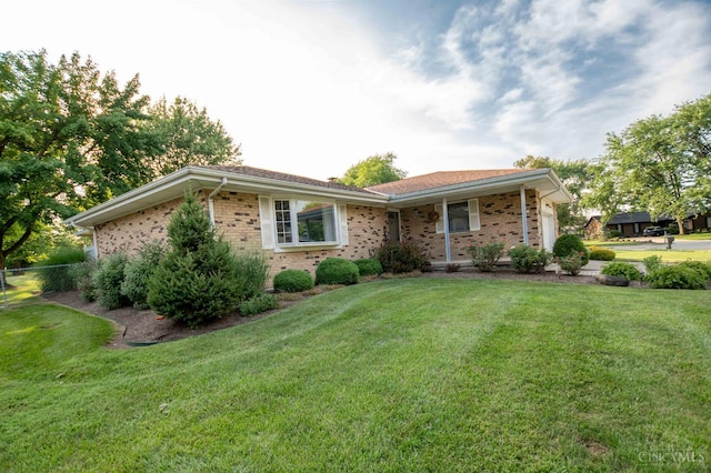 1608 Woodhall Ct N, Middletown, OH 45042 - photo 2