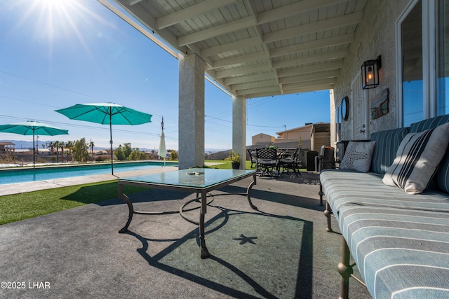 view of patio / terrace featuring outdoor lounge area