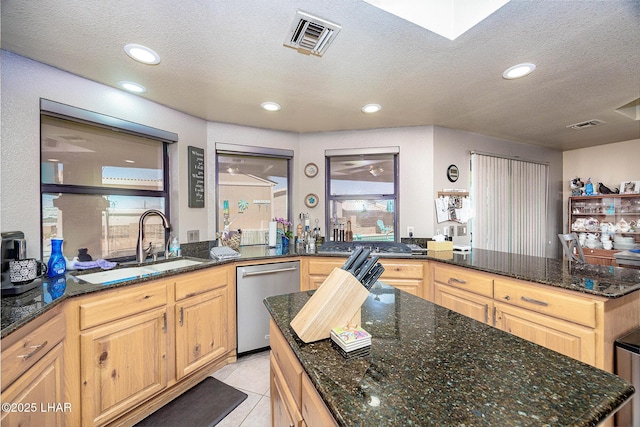 685 Meadows Dr, Lake Havasu City, AZ 86404 - photo 14