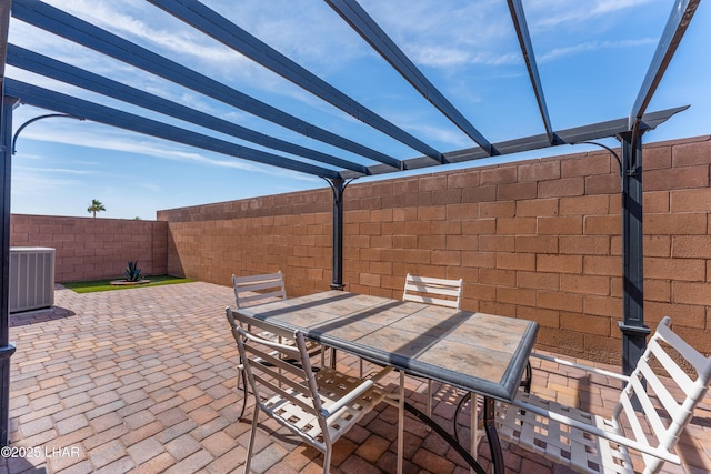 406 Noland Ct, Lake Havasu City, AZ 86403 - view of patio / terrace featuring central air condition unit and outdoor dining area