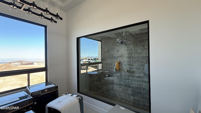 6724 Corte De Los Bueyes, Lake Havasu City, AZ 86404 - bathroom with healthy amount of natural light