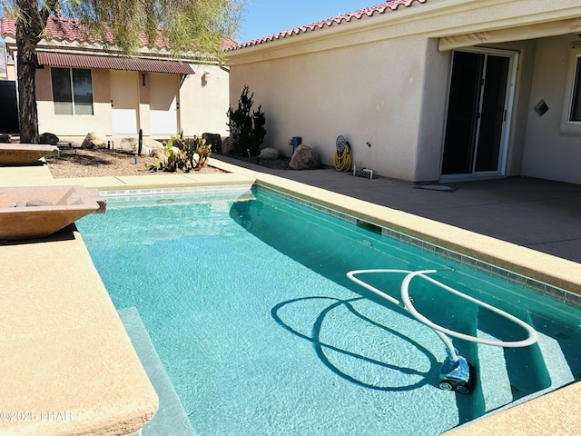 view of outdoor pool