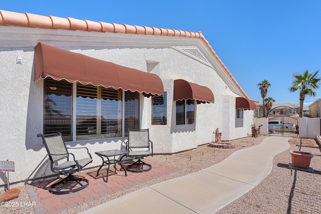 1901 Gold Dust Dr, Lake Havasu City, AZ 86404 - view of patio / terrace with a gate