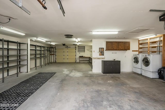 2230 Havasupai Blvd, Lake Havasu City, AZ 86403 - garage with washing machine and clothes dryer