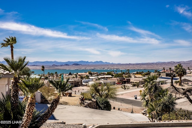 property view of mountains featuring a water view