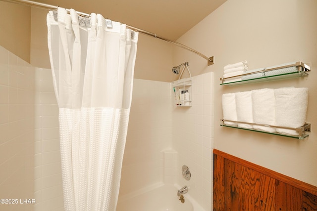 full bath featuring shower / tub combo