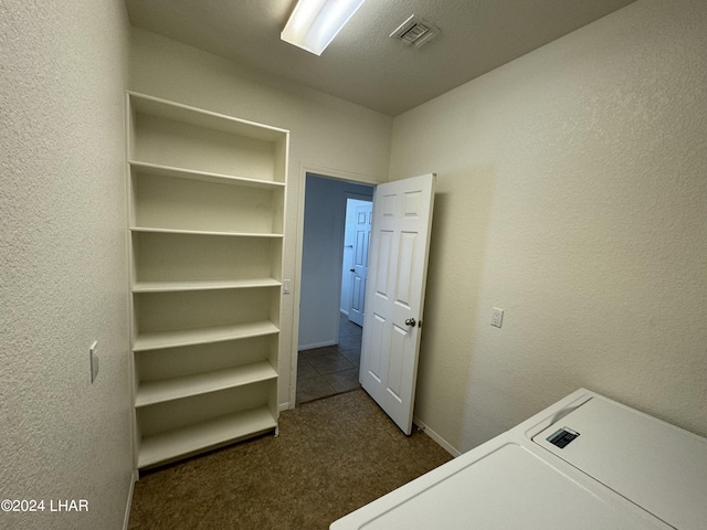 laundry room with washer / clothes dryer