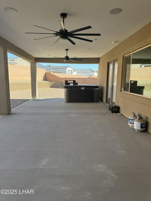 4718 N Banyan Ct, Lake Havasu City, AZ 86404 - view of patio / terrace featuring fence and ceiling fan