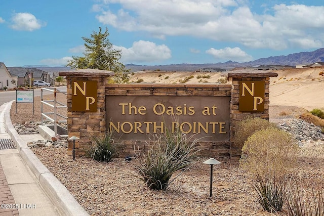 4718 N Banyan Ct, Lake Havasu City, AZ 86404 - community sign featuring a mountain view