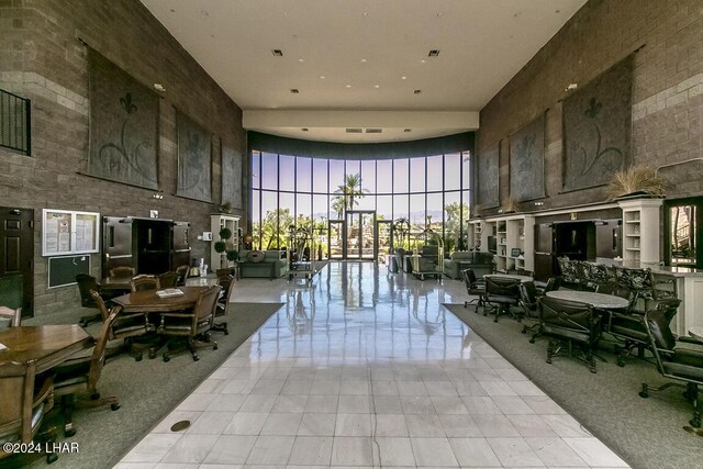 777 Harrah Way Unit 512, Lake Havasu City, AZ 86403 - building lobby featuring visible vents