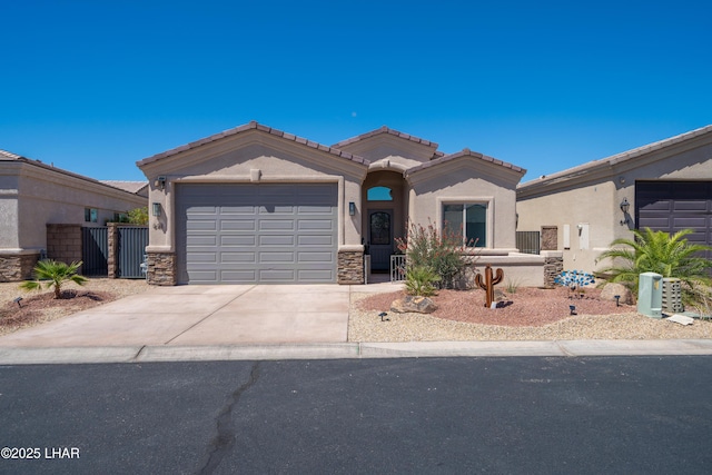 642 Grand Island Dr, Lake Havasu City, AZ 86403 - photo 1