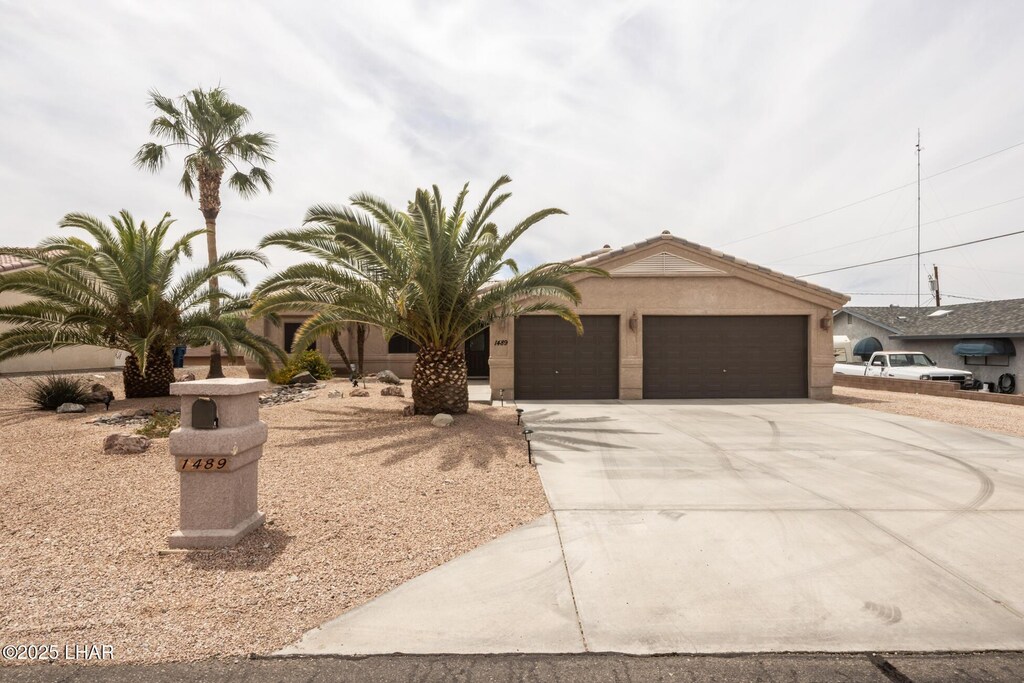 1489 Blackfoot Ln N, Lake Havasu City, AZ 86406 - photo 1