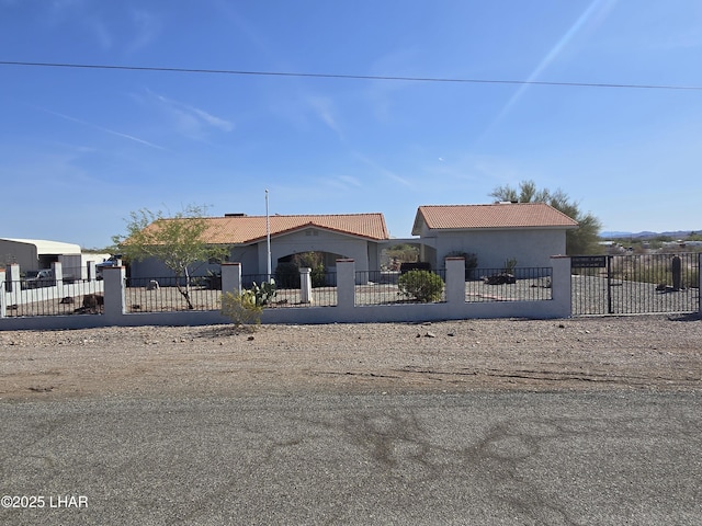 42565 La Posa Rd, Bouse, AZ 85325 - photo 1