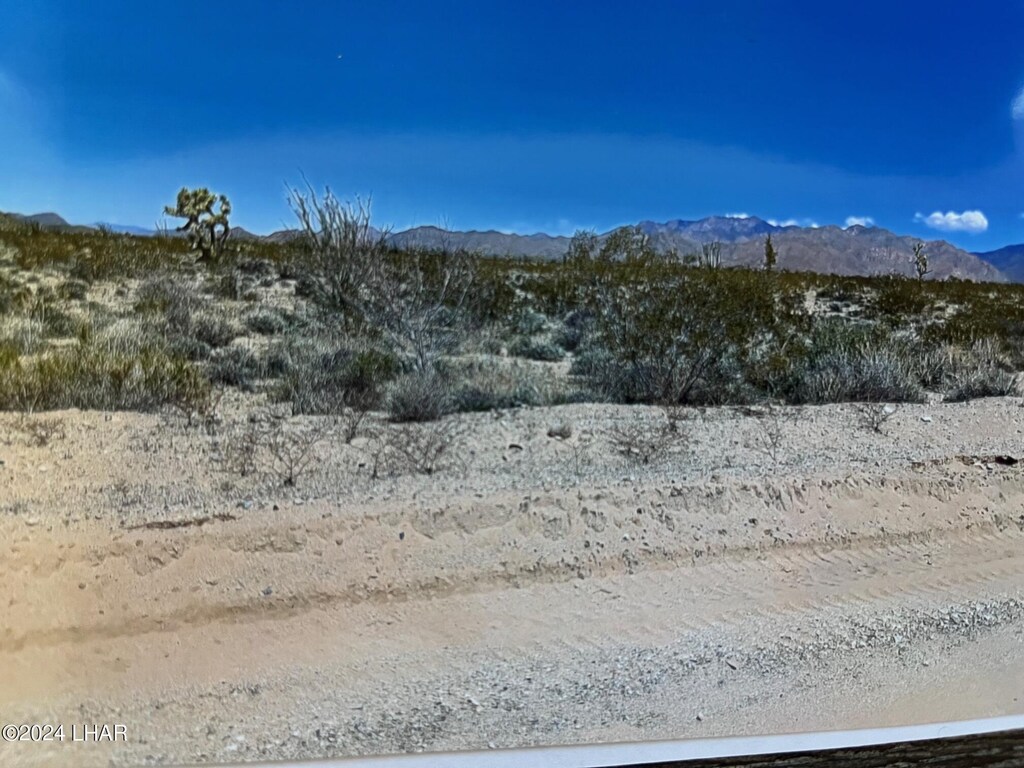 0000 P9 N Knox Dr, Yucca, AZ 86438