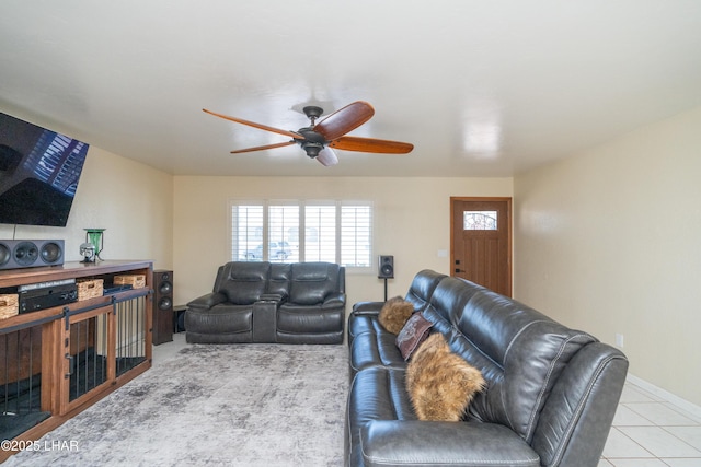 913 Thunderbolt Ave, Lake Havasu City, AZ 86406 - living room featuring healthy amount of natural light and a ceiling fan