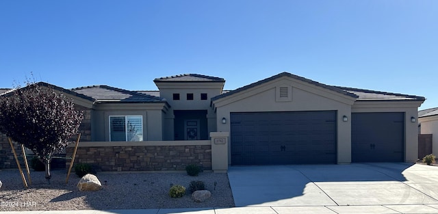 view of front facade with a garage