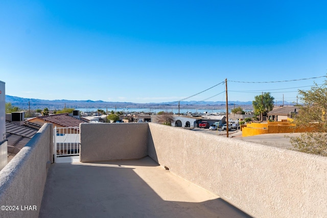 2555 Avalon Ln, Lake Havasu City, AZ 86404 - balcony with a mountain view