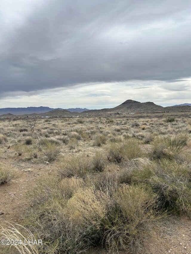 Listing photo 3 for TBD E Harry Coffman Rd, Kingman AZ 86409