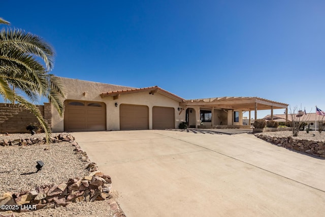 view of front of home featuring a garage