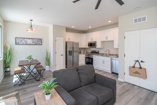 470 N Lake Havasu Ave Unit I, Lake Havasu City, AZ 86403 - photo 3