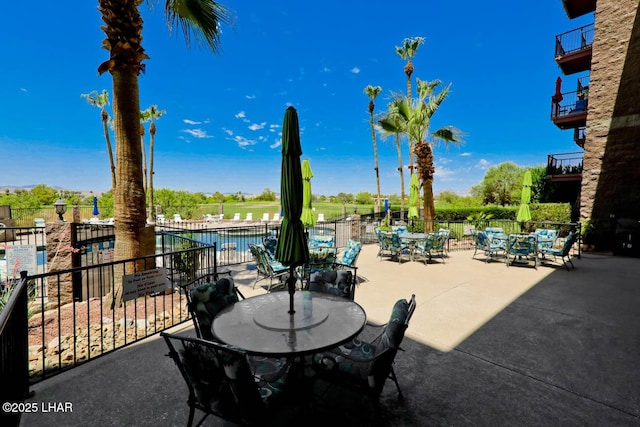 777 Harrah Way Unit 524, Lake Havasu City, AZ 86403 - view of patio / terrace