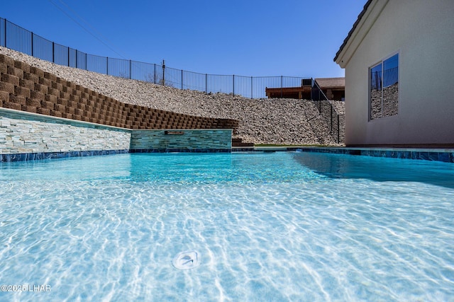 pool with fence