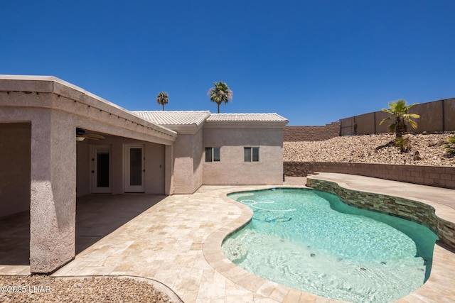 679 Apache Dr, Lake Havasu City, AZ 86406 - view of swimming pool with a patio and a fenced backyard
