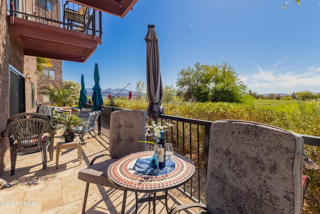 777 Harrah Way Unit 112, Lake Havasu City, AZ 86403 - view of patio with a balcony