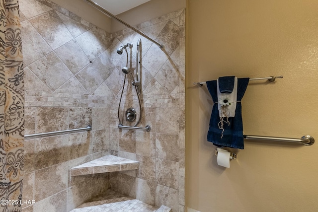 777 Harrah Way Unit 112, Lake Havasu City, AZ 86403 - bathroom featuring a tile shower
