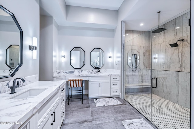 816 Isola Bella Loop, Lake Havasu City, AZ 86403 - bathroom featuring a stall shower and two vanities