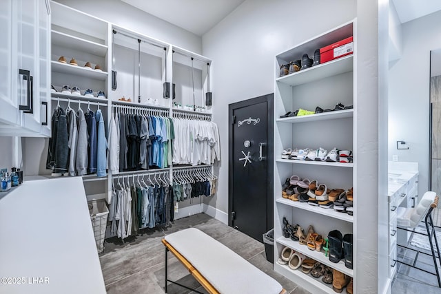 816 Isola Bella Loop, Lake Havasu City, AZ 86403 - view of walk in closet