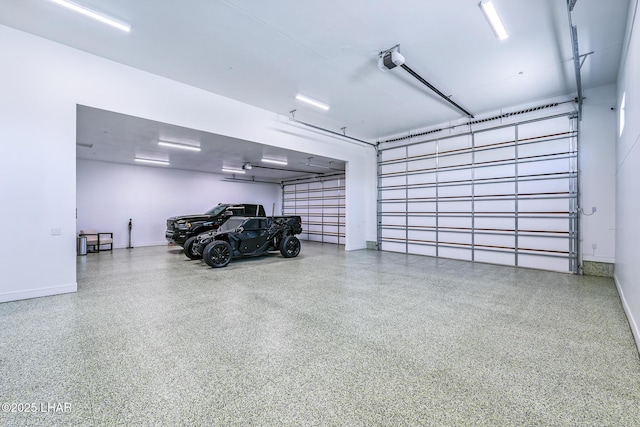 816 Isola Bella Loop, Lake Havasu City, AZ 86403 - garage with baseboards