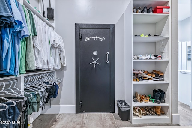 816 Isola Bella Loop, Lake Havasu City, AZ 86403 - view of spacious closet