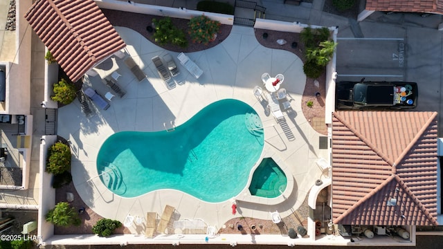 2095 Mesquite Ave Unit 27, Lake Havasu City, AZ 86403 - aerial view of a pool
