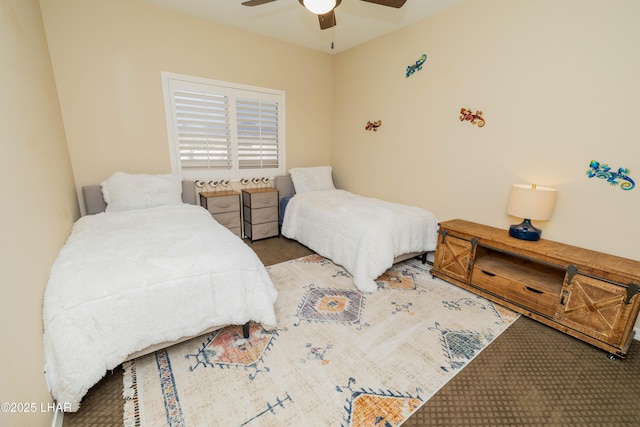 bedroom with a ceiling fan