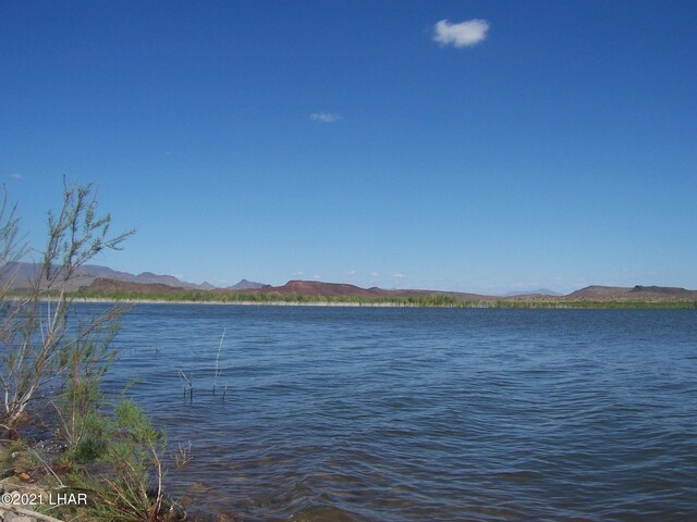 2624 S Gold Mine Rd, Yucca, AZ 86438
