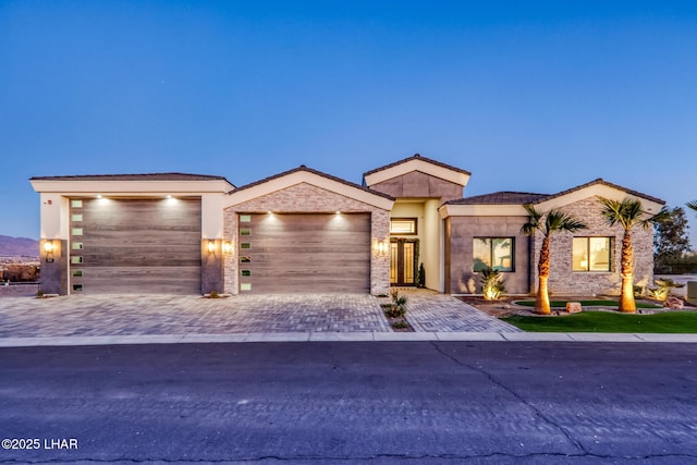 view of front of house featuring a garage